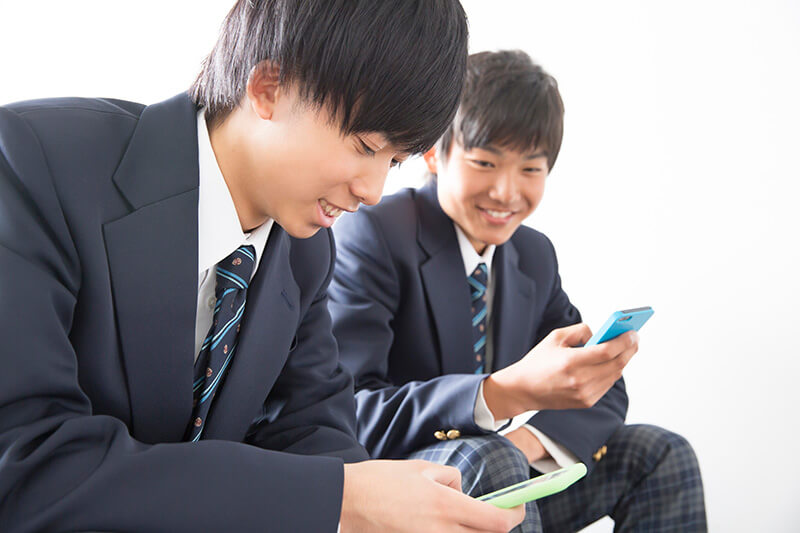 学生とスマホ